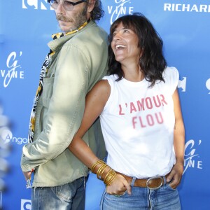 Philippe Rebbot, Romane Bohringer du film L'amour flou - Les célébrités lors de la 11ème édition du Festival du Film Francophone d'Angoulême, le 22 aout 2018. © Christophe Aubert via Bestimage
