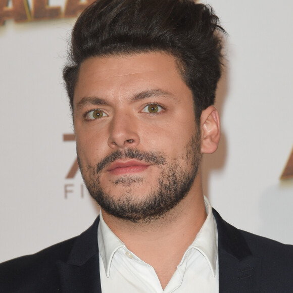 Kev Adams - Les célébrités posent lors du photocall de l'avant-première du film "Alad'2" au cinéma le grand Rex à Paris le 21 septembre 2018. © Guirec Coadic/Bestimage