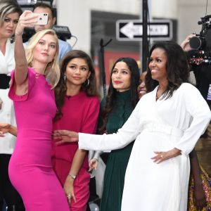 Karlie Kloss, Zendaya, Kelly Clarkson, Freida Pinto et Michelle Obama sur le plateau de l'émission "NBC's Today" pour célébrer la "Journée internationale de la Fille" à New York, le 11 octobre 2018.