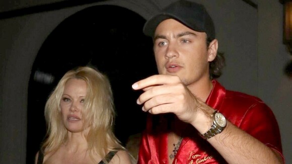 Pamela Anderson : Son charmant fils Brandon se lance dans la télé-réalité