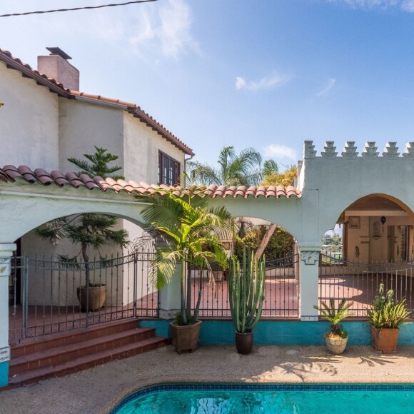 Leonardo DiCaprio vend pour 1.749 million de dollars la maison qu'il avait acheté à Silver Lake avec sa paie de Titanic.