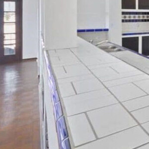 Leonardo DiCaprio vend pour 1.749 million de dollars la maison qu'il avait acheté à Silver Lake avec sa paie de Titanic.