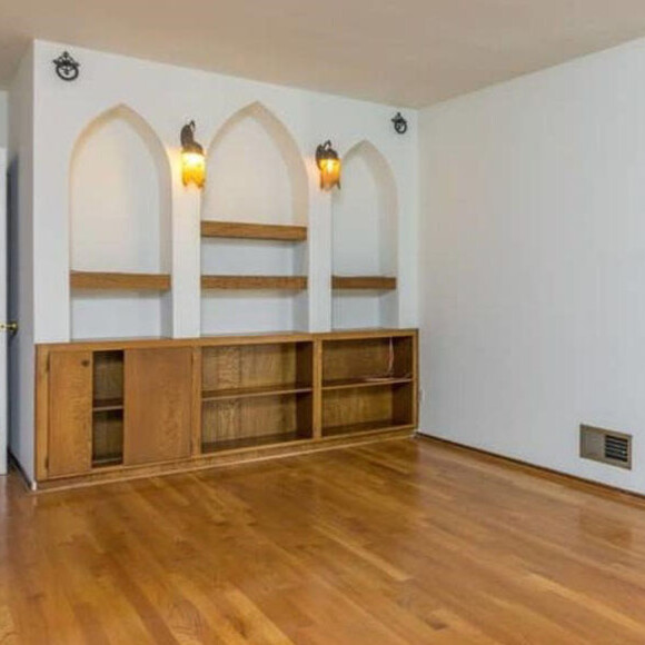 Leonardo DiCaprio vend pour 1.749 million de dollars la maison qu'il avait acheté à Silver Lake avec sa paie de Titanic.