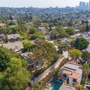 Leonardo DiCaprio vend pour 1.749 million de dollars la maison qu'il avait acheté à Silver Lake avec sa paie de Titanic.