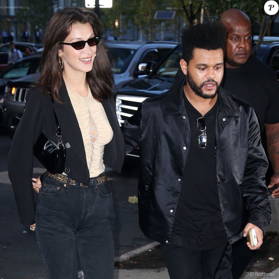 Bella Hadid et son compagnon The Weeknd arrivent à l'hôtel Greenwich