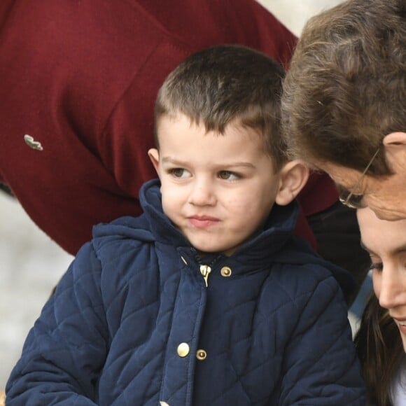 Le roi Felipe VI et la reine Letizia d'Espagne visitent le village de Moal, élu "plus beau village Asturien", le 20 octobre 2018.