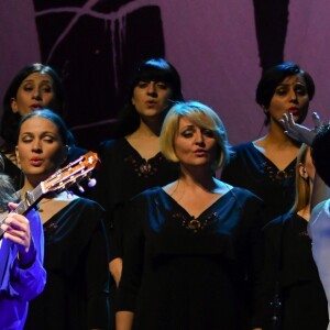 Katie Melua en concert à l'Olympia avec le "Gori Women's Choir" (Chorale des femmes de Gori) à Paris le 4 novembre 2016. © Lionel Urman/Bestimage