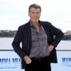 Pierce Brosnan - Photocall avec les acteurs du film Mamma Mia! à Hambourg le 12 juillet 2018.