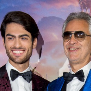 Andrea Bocelli et son fils Matteo Bocelli - Avant-première de Casse-Noisette et les Quatre Royaumes, à Milan. Le 16 octobre 2018