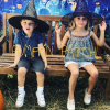 Le prince Nicolas et la princesse Leonore de Suède photographiés par leur mère la princesse Madeleine de Suède lors de leur chasse aux citrouilles pour Halloween, photomontage publié sur Instagram le 21 octobre 2018.