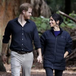 Le prince Harry, duc de Sussex et Meghan Markle, duchesse de Sussex (enceinte) visitent le site Redwoods Tree Walk à Rotorua, Nouvelle Zélande le 31 octobre 2018.