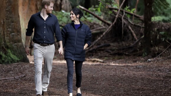Meghan Markle enceinte : Ce vêtement piqué à Harry pour couvrir son baby-bump