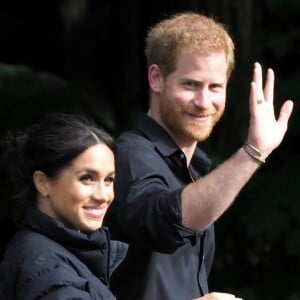 Le prince Harry et Meghan Markle visitent le site Redwoods Treewalk à Rotorua, Nouvelle Zélande le 31 octobre 2018.