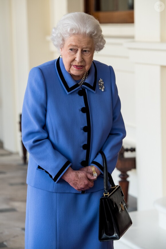 La reine Elisabeth II d'Angleterre au palais de Buckingham à Londres, Royaume Uni, le 24 octobre 2018.