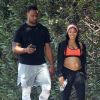 Exclusif - Angela Simmons enceinten se promène avec son fiancé Sutton Sean Tennyson le 27 mai 2016. © CPA/Bestimage