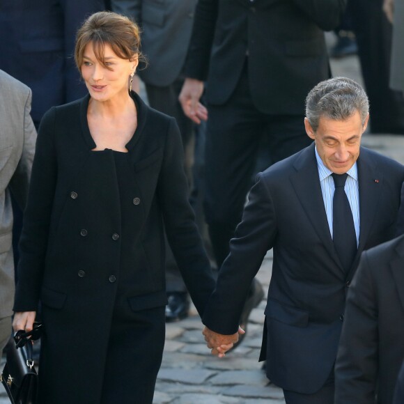 Carla Bruni Sarkozy et Nicolas Sarkozy - Arrivées à l'hommage national à Charles Aznavour à l'Hôtel des Invalides à Paris. Le 5 octobre 2018 © Jacovides-Moreau / Bestimage