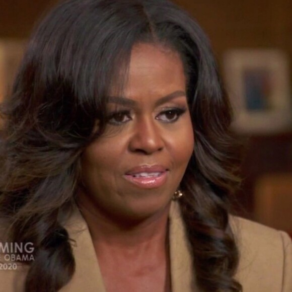 L'ancienne première dame Michelle Obama en interview sur le plateau de la chaine ABC News le 11 novembre 2018.