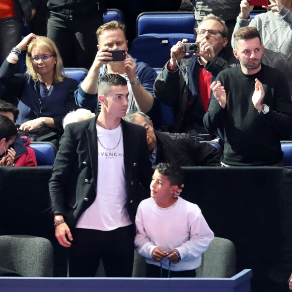 Cristiano Ronaldo, Georgina Rodriguez et Cristiano Ronaldo Junior aux Masters de Londres le 12 novembre 2018.