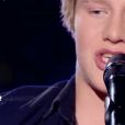 Alexander dans "The Voice Kids 5" sur TF1, le 30 novembre 2018.