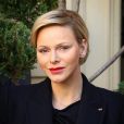 La princesse Charlène de Monaco remet les cadeaux aux personnes âgées au siège de la Croix Rouge, dans le cadre des célébrations de la Fête Nationale monégasque à Monaco, le 17 novembre 2018. © Olivier Huitel/Pool Monaco/Bestimage