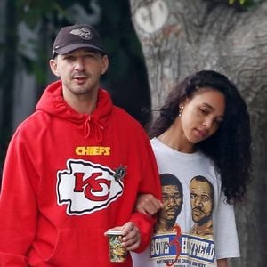 Exclusif - Shia Labeouf et sa compagne FKA Twigs ont passé la matinée ensemble à Los Angeles. Le 7 novembre 2018.