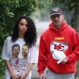 Exclusif - Shia Labeouf et sa compagne FKA Twigs ont passé la matinée ensemble à Los Angeles. Le 7 novembre 2018.