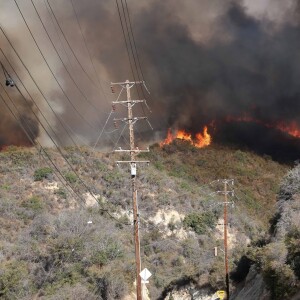 Illustration des incendies en Californie, à seulement un mile de la maison de la famille Kardashian à Calabasas le 9 novembre 2018.