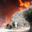 Illustration des incendies en Californie, à seulement un mile de la maison de la famille Kardashian à Calabasas le 9 novembre 2018.