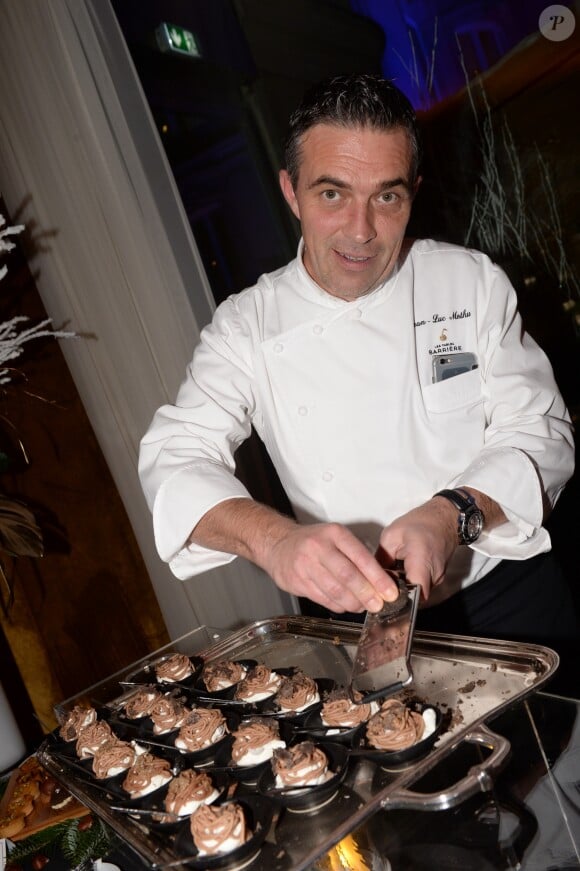 Jean-Luc Mothu (chef exécutif et directeur culinaire du groupe Barrière) lors de l'inauguration du chalet éphémère "Les Neiges Courchevel" sur la terrasse de l'Hôtel Barrière Le Fouquet's à Paris, France, le 26 novembre 2018. © Rachid Bellak/Bestimage