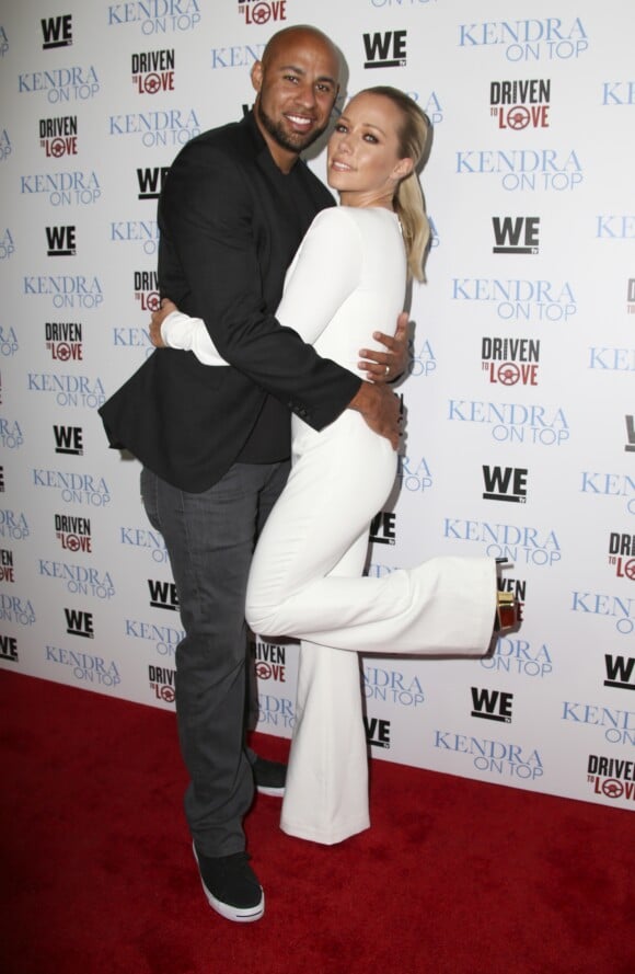 Kendra Wilkinson et Hank Baskett à la première des émissions de télé-réalité "Kendra On Top" et "Driven to Love" à West Hollywood le 31 mars 2016