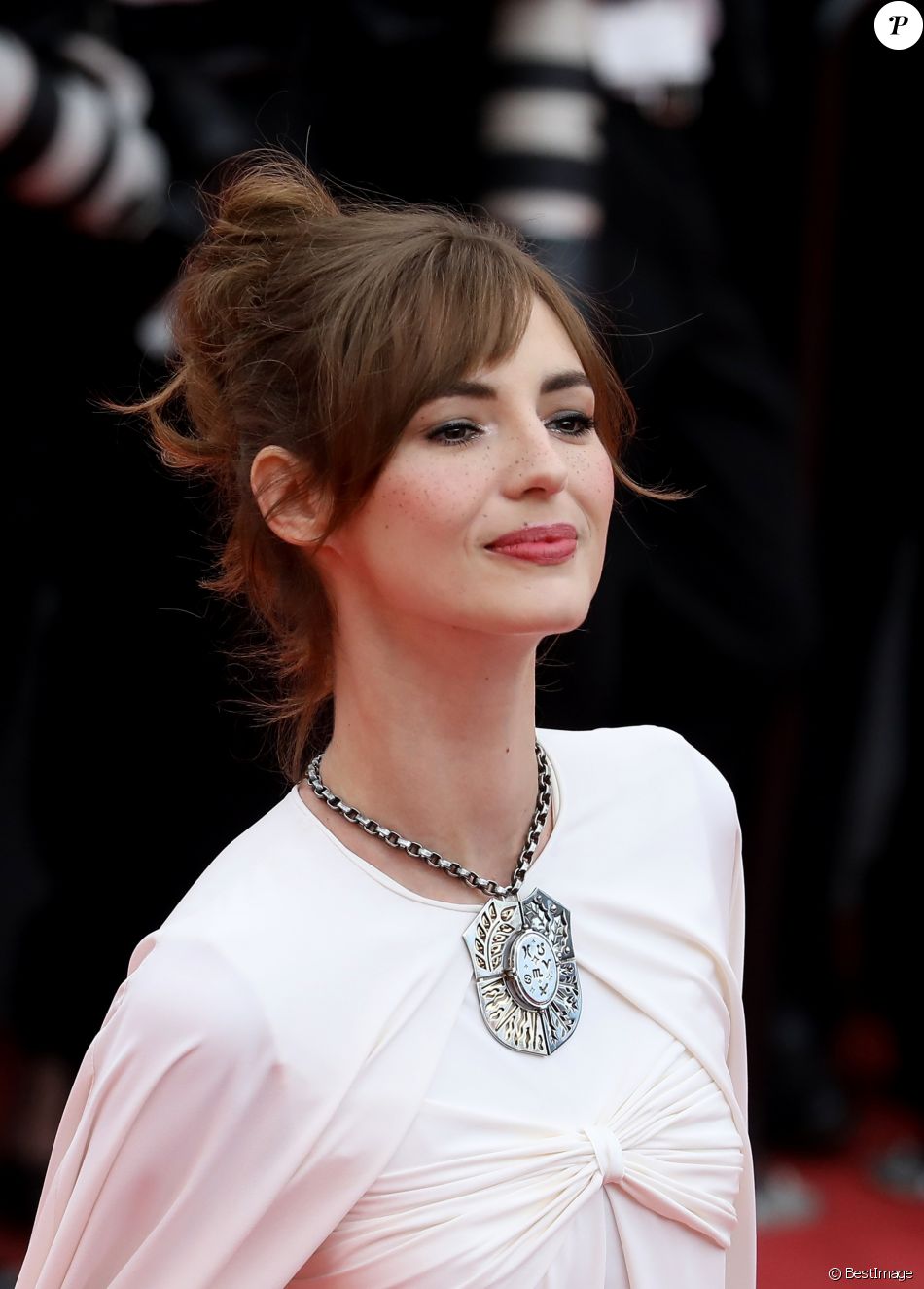 Louise Bourgoin - Montée des marches du film « Yomeddine » lors du