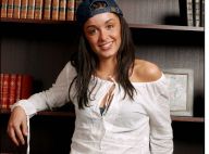 Jenifer en 5 looks cultes : Depuis Star Academy, quel changement !