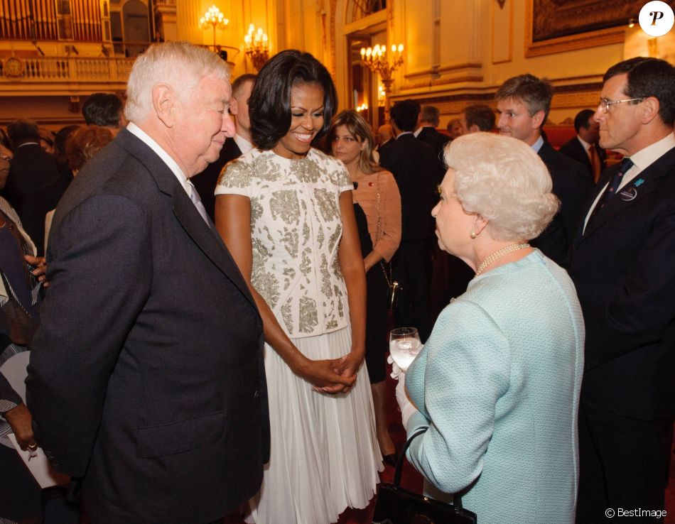 L'ambassadeur des EtatsUnis, la Premiere Dame Michelle Obama et la
