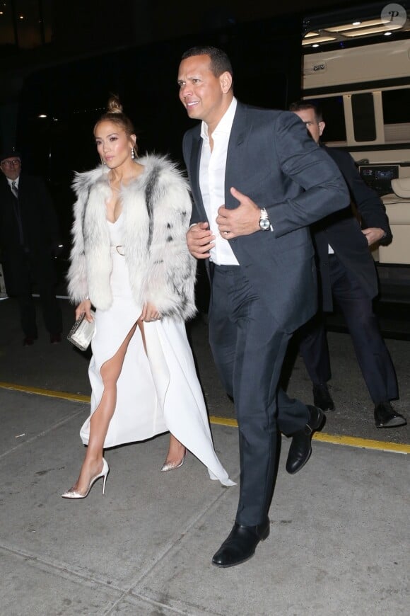 Jennifer Lopez et son compagnon Alex Rodriguez - Les célébrités arrivent à l'after party de la première de Second Act à New York, le 12 décembre 2018