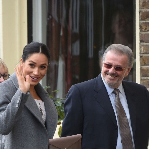 Meghan Markle, duchesse de Sussex, visite le foyer Royal Variety de "Brinsworth House", à Twickenham, Royaume Uni, le 18 décembre 2018.