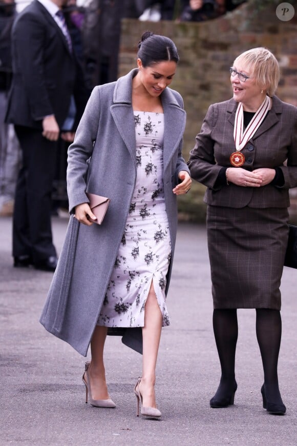 Meghan Markle, duchesse de Sussex, visite le foyer Royal Variety de "Brinsworth House", à Twickenham, Royaume Uni, le 18 décembre 2018.