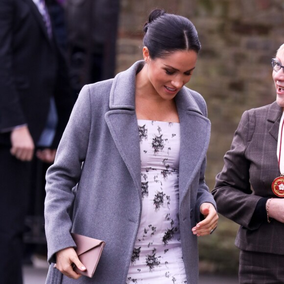 Meghan Markle, duchesse de Sussex, visite le foyer Royal Variety de "Brinsworth House", à Twickenham, Royaume Uni, le 18 décembre 2018.