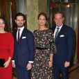 La princesse Sofia de Suède, le prince Carl Philip, la princesse Madeleine et Chris O'Neill au théâtre Oscar à Stockholm le 18 décembre 2018 pour la célébration du 75e anniversaire de la reine Silvia.