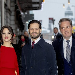 Le prince Carl Philip, la princesse Sofia, la princesse Madeleine de Suède et Christopher O'Neill au théâtre Oscar à Stockholm le 18 décembre 2018 pour la célébration du 75e anniversaire de la reine Silvia.
