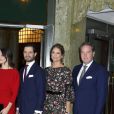 Le prince Carl Philip et la princesse Sofia, la princesse Madeleine et Chris O'Neill au théâtre Oscar à Stockholm le 18 décembre 2018 pour la célébration du 75e anniversaire de la reine Silvia.