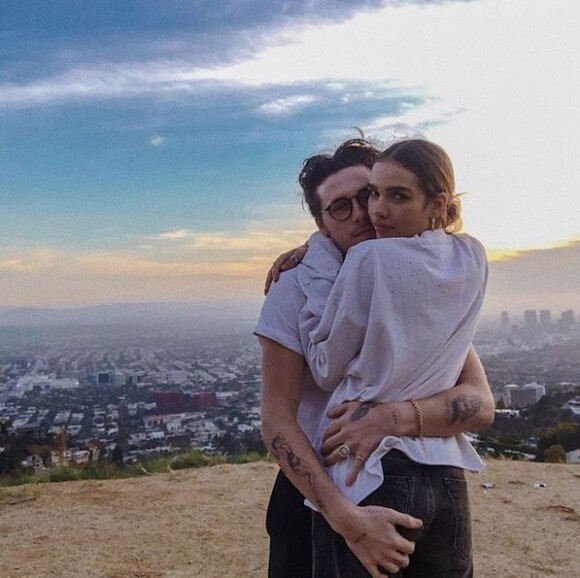 Brooklyn Beckham et Hana Cross officialisent leur relation amoureuse. Décembre 2018.