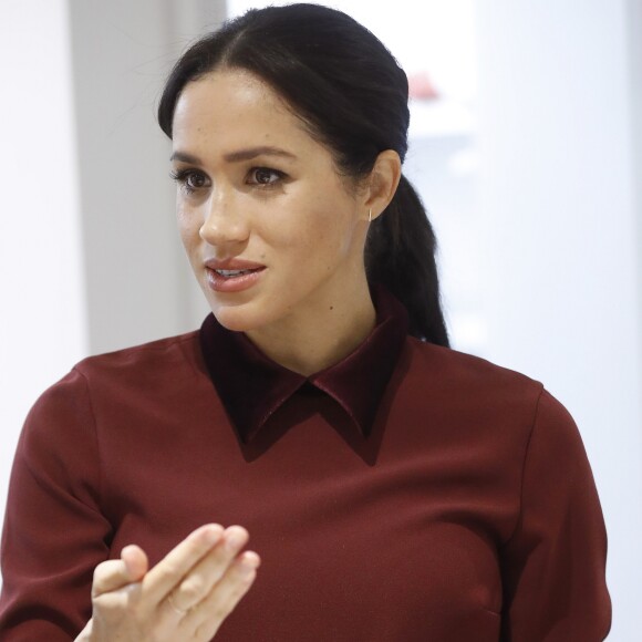 Meghan Markle (enceinte), duchesse de Sussex, rend visite à la Hubb Community Kitchen à Londres le 21 novembre 2018.