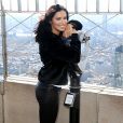Adriana Lima pose au sommet de l'Empire State Building à New York, le 7 novembre 2018.  Adriana Lima visits the Empire State Building in New York. November 7th, 2018.07/11/2018 - New York