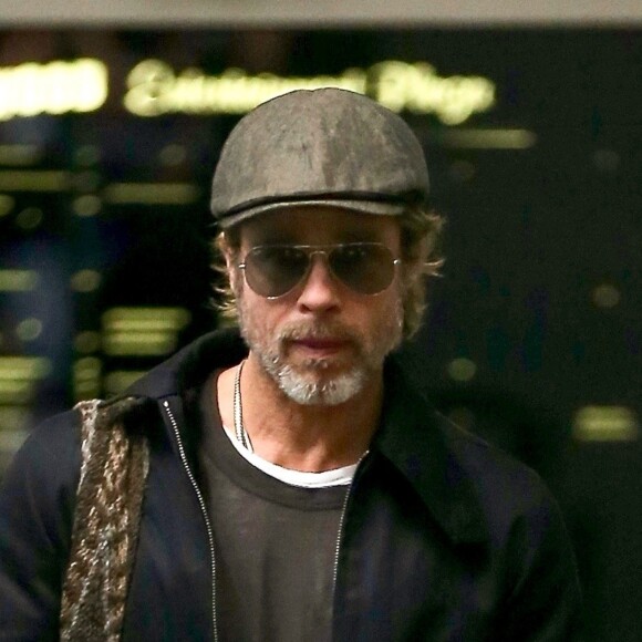Exclusif - Brad Pitt à la sortie d'un immeuble à Hollywood le 14 décembre 2018