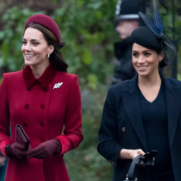 Kate Middleton, la duchesse de Cambridge et Meghan Markle, la duchesse de Sussex enceinte - La famille royale britannique se rend à la messe de Noël à l'église Sainte-Marie-Madeleine à Sandringham, le 25 décembre 2018.