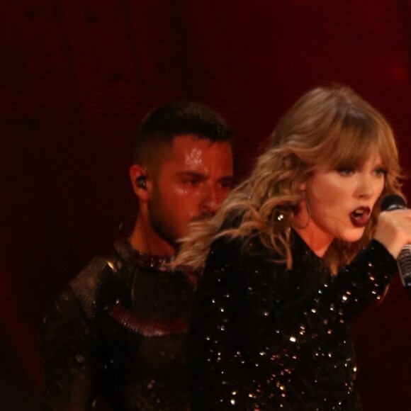 Taylor Swift en concert au stade The Gabba à Brisbane, Australie, le 6 novembre 2018.