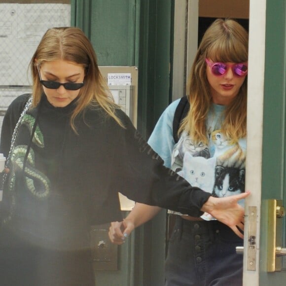 Taylor Swift et Gigi Hadid ont été aperçues dans les rues de New York, le 13 juillet 2018.