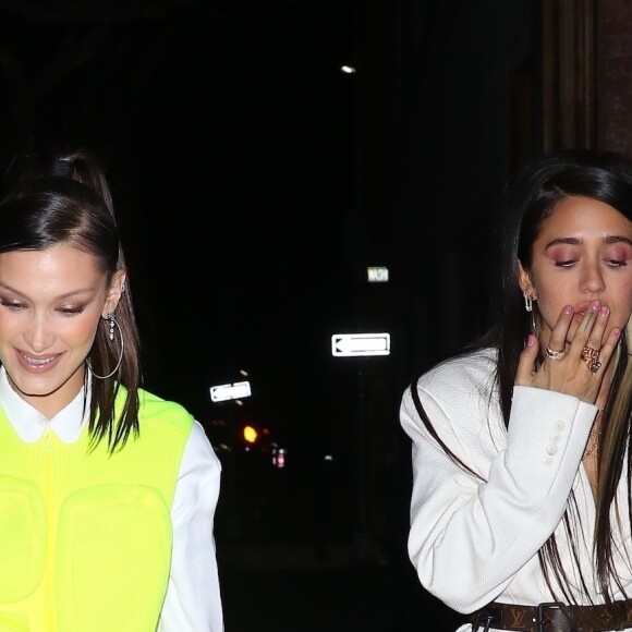 Bella Hadid et Jesse Jo Stark arrivent au dîner Chrome Hearts & Louis Vuitton à New York, le 9 janvier 2019.