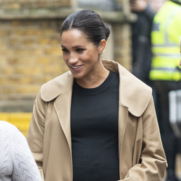 Meghan Markle, duchesse de Sussex, enceinte, en visite auprès de l'association Smart Works, à Londres le 10 janvier 2019.