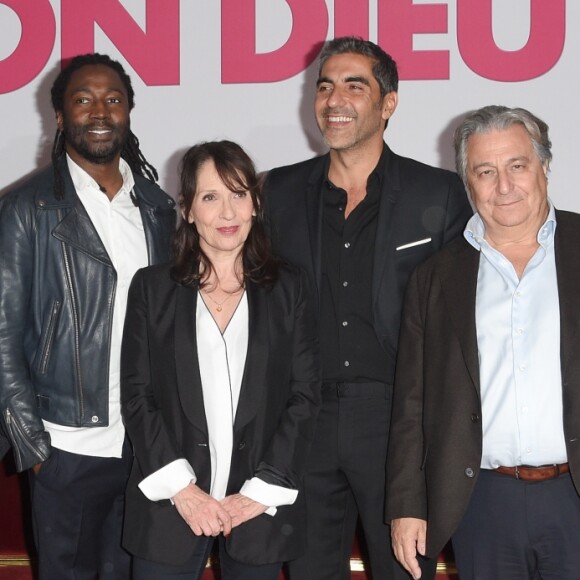 Medi Sadoun, Frédéric Chau, Noom Diawara, Chantal Lauby, Ary Abittan et Christian Clavier - Avant-première du film "Qu'est-ce qu'on a encore fait au Bon Dieu ?" au cinéma Le Grand Rex à Paris, le 14 janvier 2019. © Coadic Guirec/Bestimage